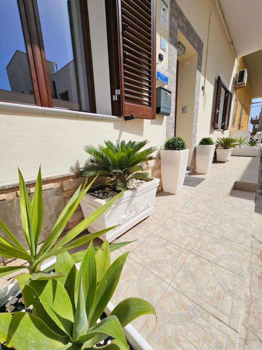 Perla Del Sud - Guest House Лампедуза Экстерьер фото